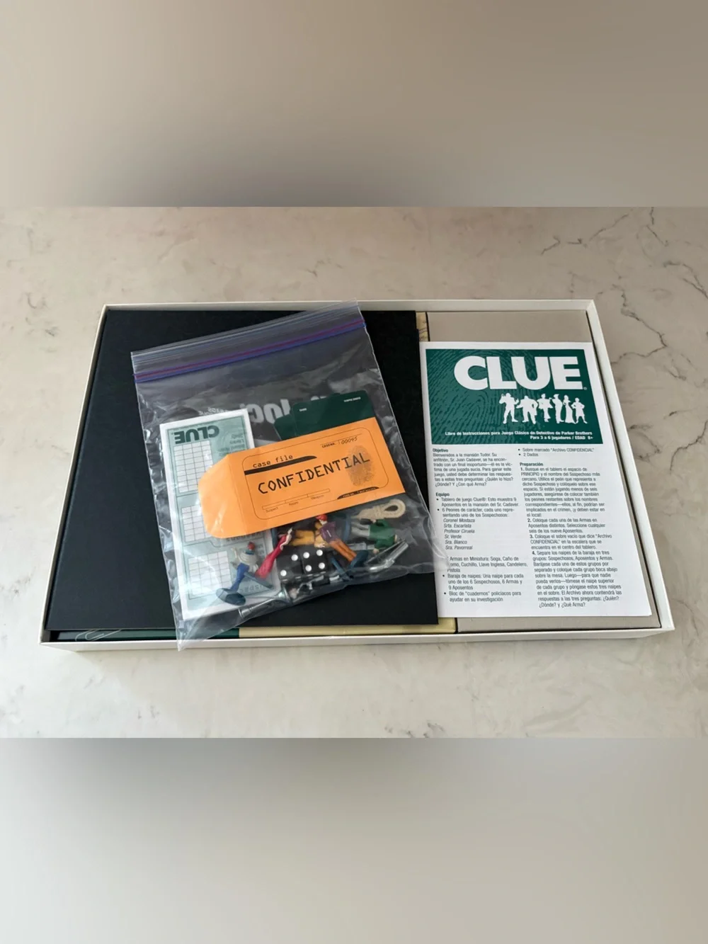 Clue Board Game Parker Brothers Family Mystery Detective Game 100% Complete